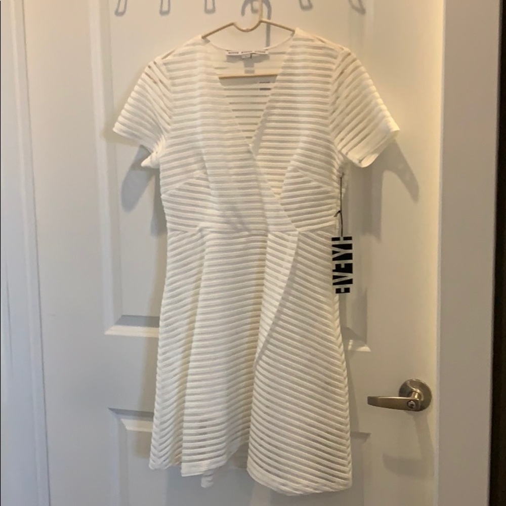 NWT White HYFVE Short Sleeve Dress from Von Maur